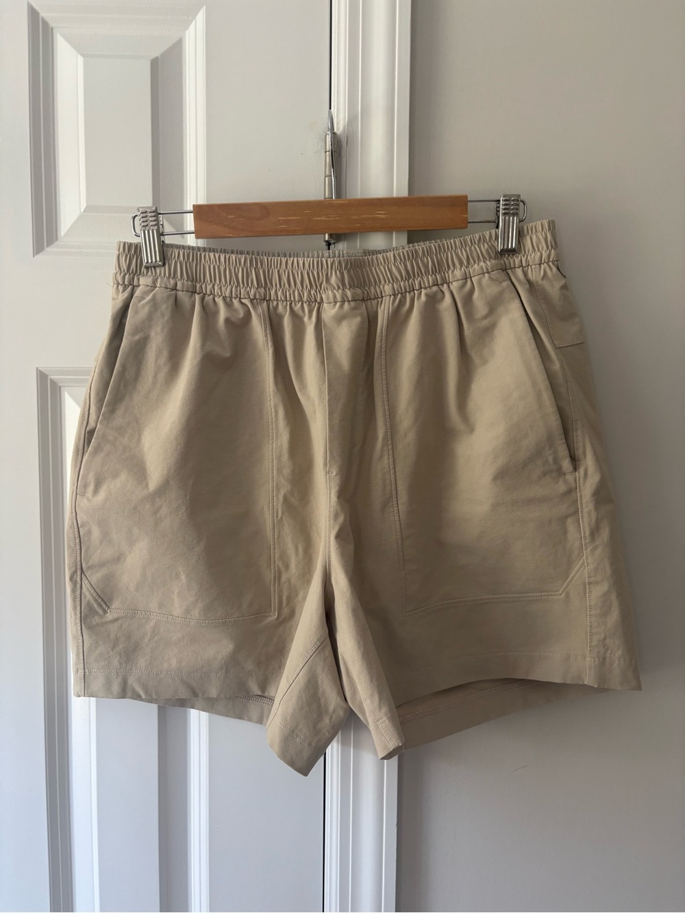 Men’s Lululemon Bowline Short 5"
Stretch Cotton VersaTwill Elastic Waist Shorts